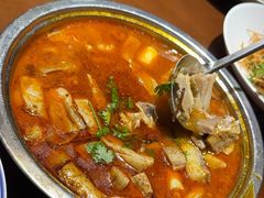 -百味地锅鸡(二店·财校分店)