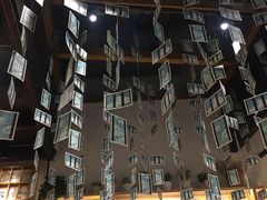 -猫的天空之城概念书店(杭州南宋御街店)