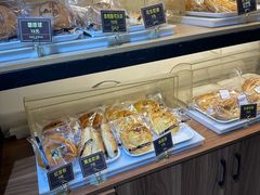 -韩国利尔面包(桂林路店)