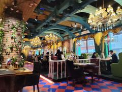 -米德维奇俄式西餐厅(西六道街店)
