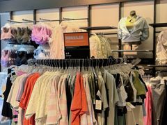 -百年港湾奥特莱斯(香炉礁店)