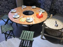 包厢-茸梅路右拐龙虾-农家菜(松江店)
