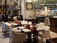 -广州万富希尔顿酒店-感趣自助餐厅·生蚝海鲜刺身