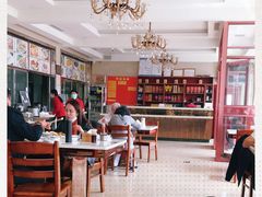 大堂-相聚青山餐厅(阎河路店)