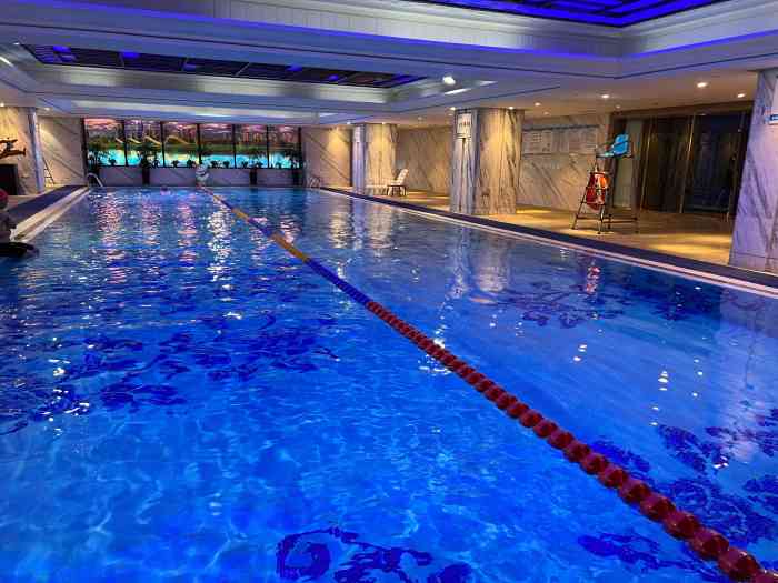 并州饭店·康体部(游泳馆)-"已经是第二次来了,早上去,人不多,非常好.