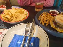 -Famous肥猫墨西哥音乐餐吧(五棵松华熙LIVE店)