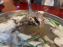 -老石黑山羊毛驴肉火锅(金凯广场店)