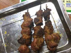 馕坑串肉-宝山一号馕坑肉
