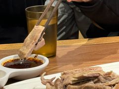 -贯贯吉·清真餐厅(浙江中路店)