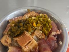 -梁阿婆廿年老牌扣肉糯米饭