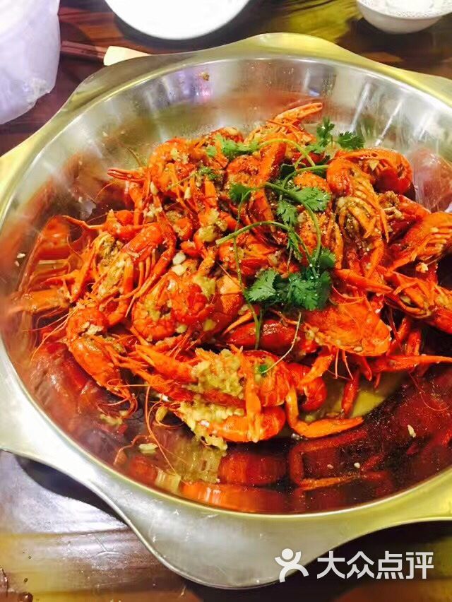 沸腾鱼乡-手抓小龙虾-菜-手抓小龙虾图片-盐城美食-大众点评网