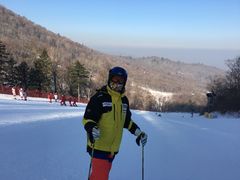 -亚布力新体委滑雪场