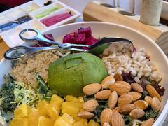 牛油果沙拉-小大董·烤鸭(五棵松店)