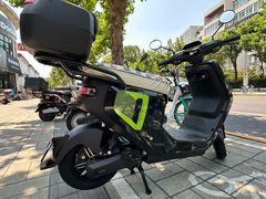 -小牛电动(上海浦东新区张杨路店)