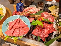 -铭牛烧肉·和牛海鲜自助(高新月牙湖店)