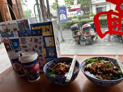 -湖南常德牛肉米粉(十梓街店)