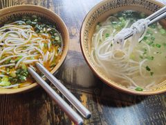-正宗李家土鸡米线店