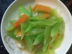 -爱贝尔高端月嫂(母婴护理)