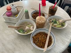 -金沙园生肉面(Jalan Pantai)