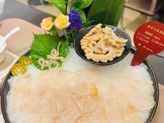 加拿大象拔蚌-協成海鮮火鍋(老店)