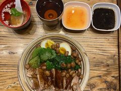 -鹅匠·潮汕卤味集市(芮欧百货店)