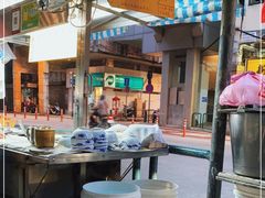 自助取餐区-勤記甜品