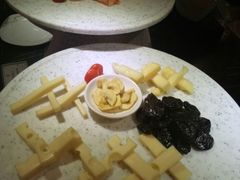 -月色西餐厅·海鲜刺身·烧烤(科学城保利郡雅酒店)