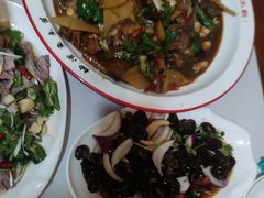 -鲁南仔·滕州炒鸡(经三路店)