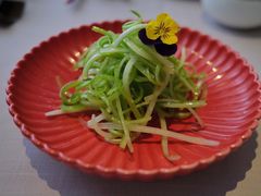 炝拌鲍芹-金海华·悦食东方(苏州中心商场店)