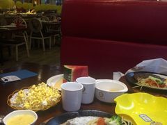 -皇品世家牛排(七一路店)