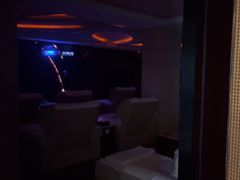 -碧中海汤泉汗蒸酒店