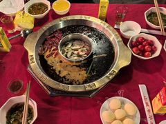 -山城年华老火锅(玉林店)