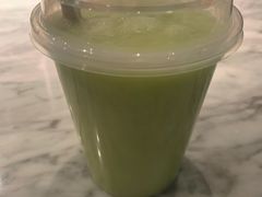 香蕉牛油果奶昔-HERB SPICE(来凤街店)