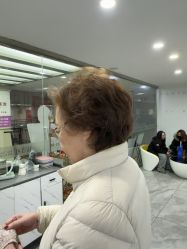 -镁连社·美联社