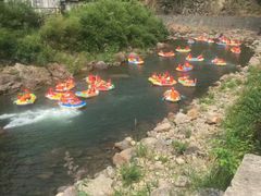 -安吉龙王山峡谷漂流