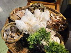 -菌彩云南野生菌火锅(万达广场店)