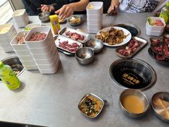 -张哞哞·鲜切牛肉自助火锅(高德置地店)