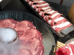 -喵小乙碳火烤肉(大坪协信星光天地店)