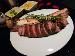 M9带骨和牛肋排-wann lounge 低温慢煮牛排·清吧