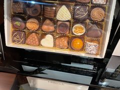 -Laderach 莱德拉(上海环贸iapm店)