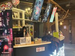 -暴风岛沉浸式体验馆(百联世纪店)