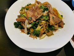 -老牌坊鲁菜名店(美莲广场店)