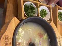 -桥香园云南过桥米线(红龙井店)