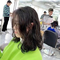 -COMO SALON 烫染可茉发型