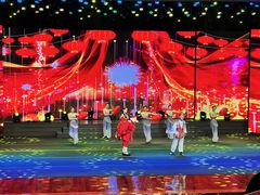 -南风大剧院莎梦二人转剧场