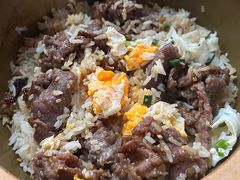 窝蛋牛肉片-红星光发煲仔饭(文海店)