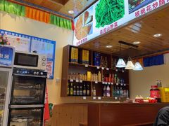 -乡土特色.冷锅鱼.牦牛肉汤锅