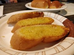 蒜熔面包-斗牛士牛排(南京东路店)