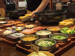 -银米·云南传统过桥米线(双廊黑金冠店)