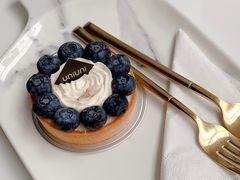 -UNI UNI(环亚凯瑟琳店)